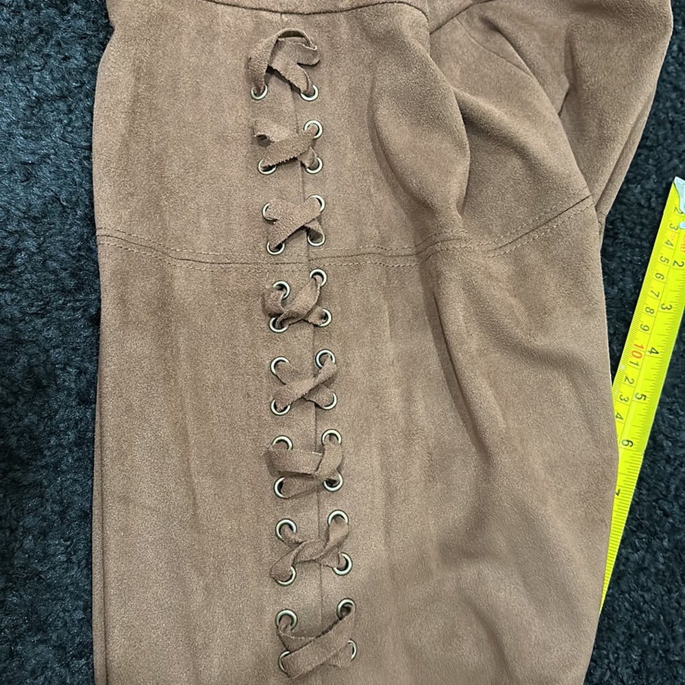 American Rag mini skirt - Picture 3 of 8